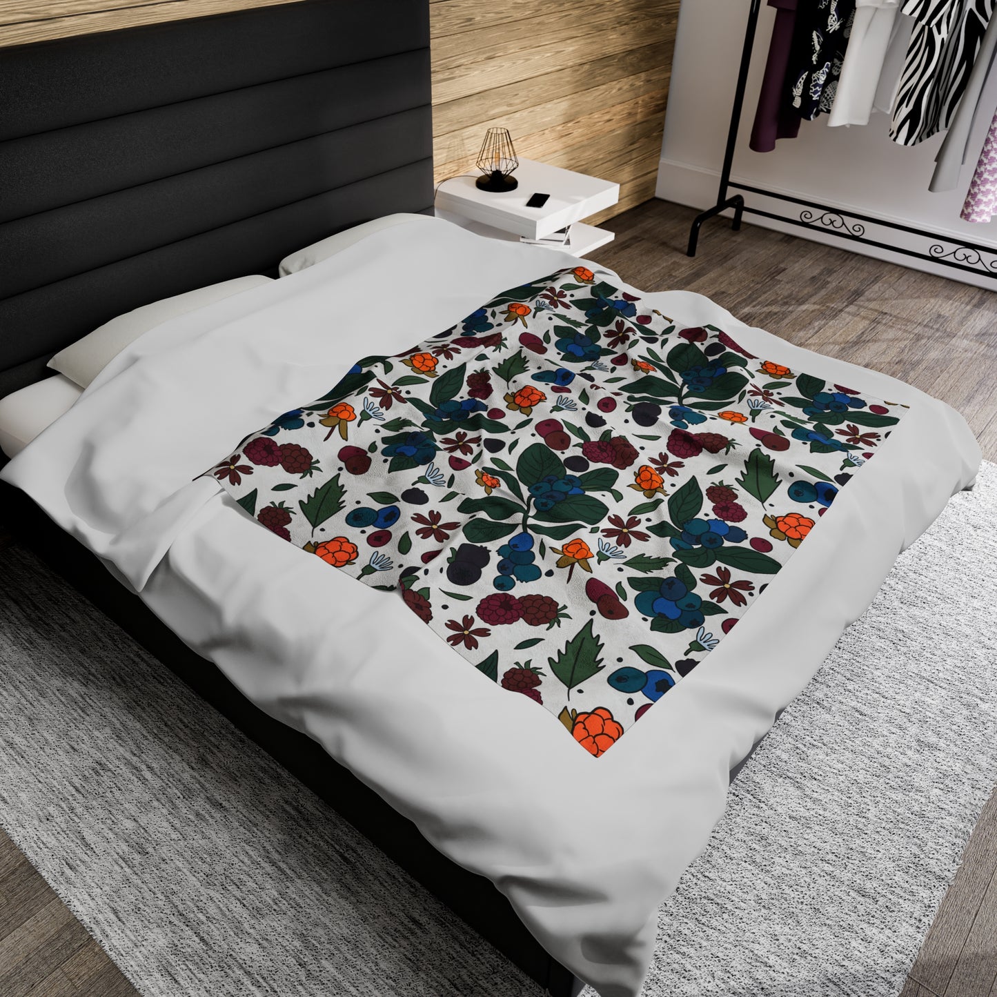 Berry picking - Velveteen Plush Blanket