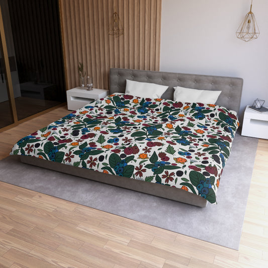 Berry picking - Microfiber Duvet Cover